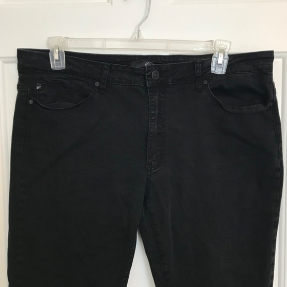 Kancan Estilo Curvy Mid-Rise Stretch Denim Jeans Plus Size 2XL Black - Picture 4 of 8